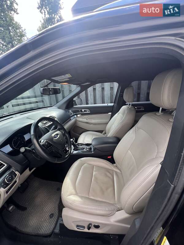 Внедорожник / Кроссовер Ford Explorer 2018 в Киеве