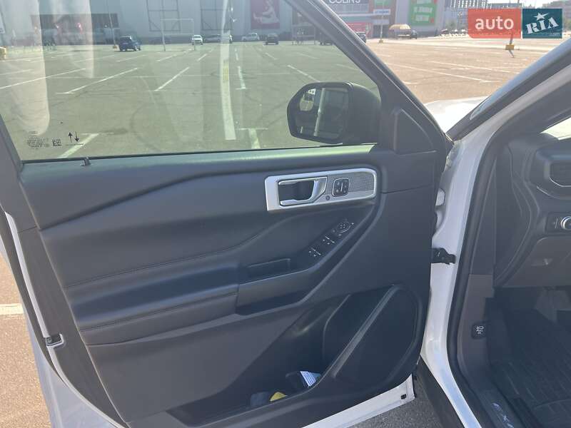 Внедорожник / Кроссовер Ford Explorer 2019 в Киеве