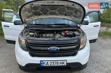 Внедорожник / Кроссовер Ford Explorer 2015 в 