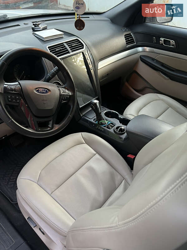 Внедорожник / Кроссовер Ford Explorer 2018 в Одессе