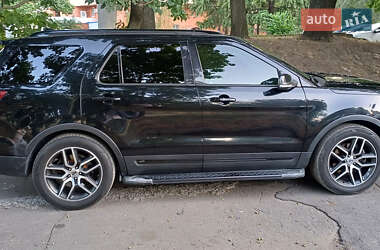 Внедорожник / Кроссовер Ford Explorer 2017 в Днепре