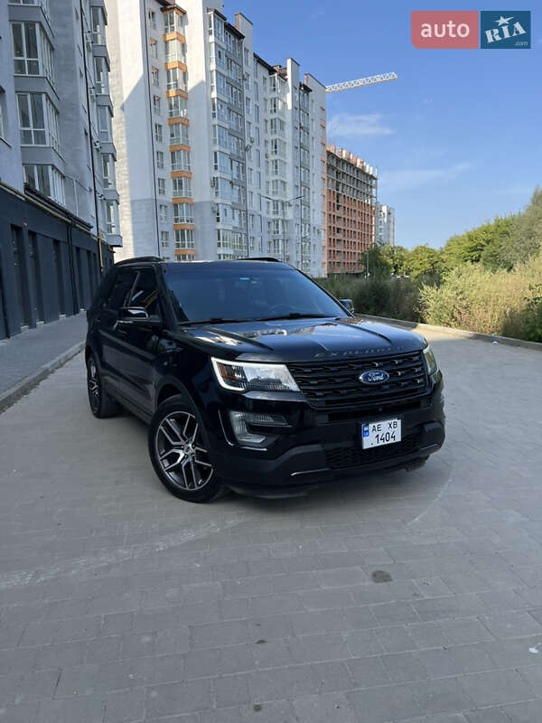 Позашляховик / Кросовер Ford Explorer 2016 в Івано-Франківську