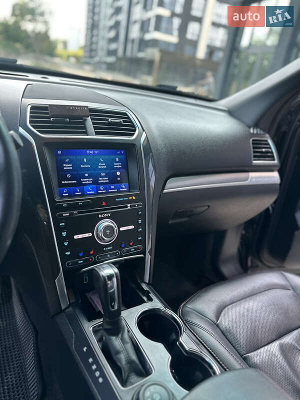 Позашляховик / Кросовер Ford Explorer 2016 в Івано-Франківську