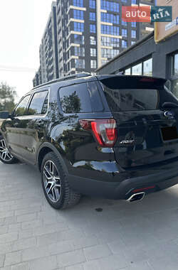 Внедорожник / Кроссовер Ford Explorer 2016 в Ивано-Франковске