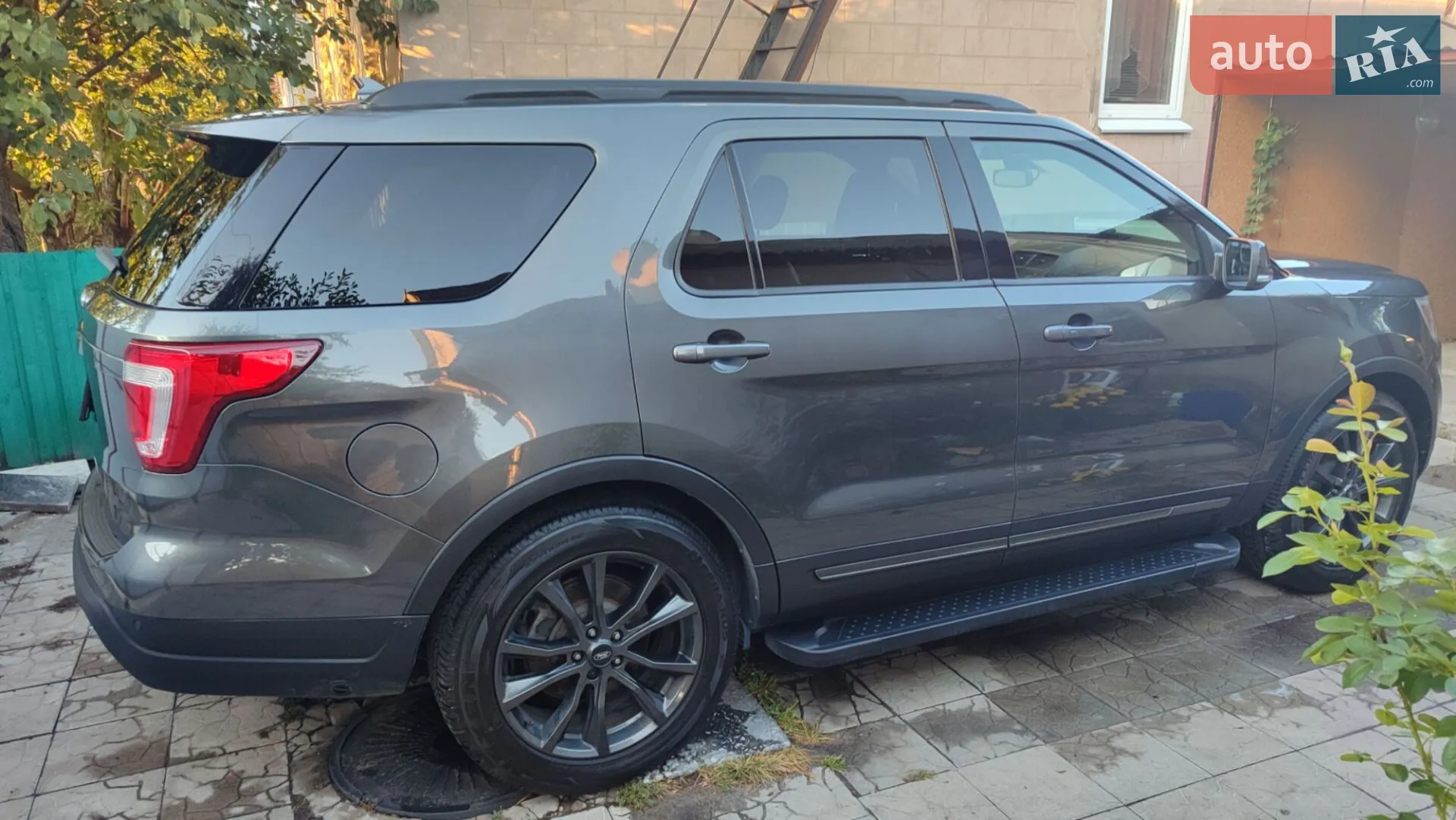 2018 Ford Explorer - мініатюра 4