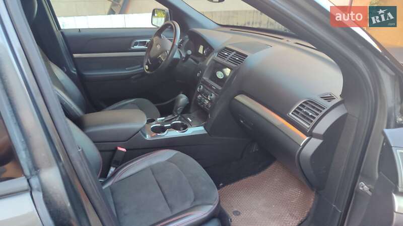 Внедорожник / Кроссовер Ford Explorer 2018 в Каменском фото 16 Внедорожник / Кроссовер Ford Explorer 2018 в Каменском