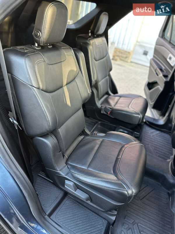 Позашляховик / Кросовер Ford Explorer 2019 в Рівному