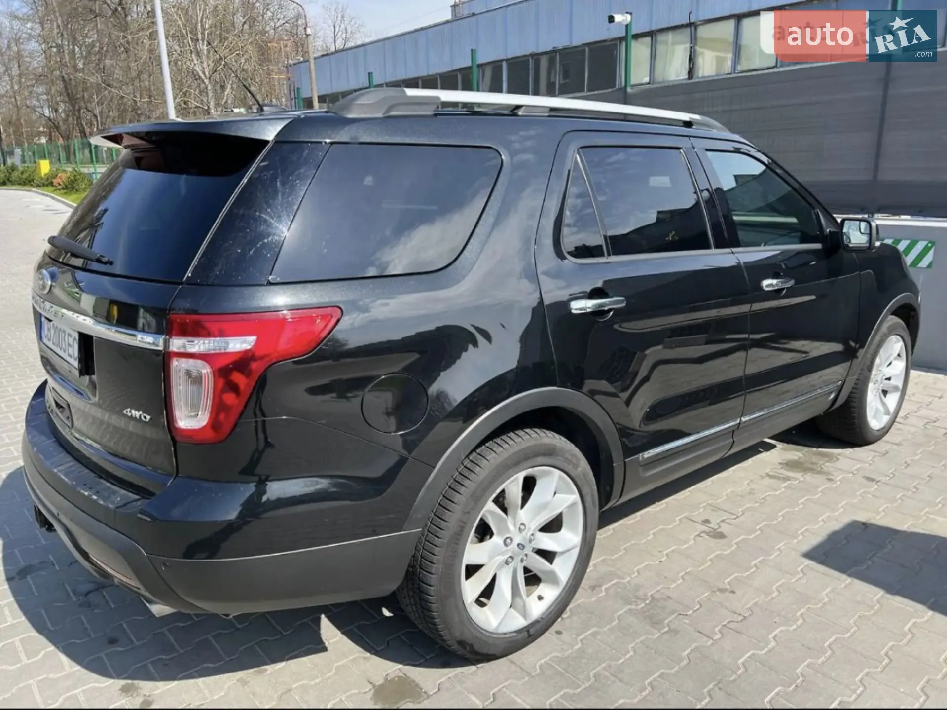 2013 Ford Explorer - мініатюра 6