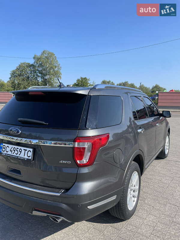 Внедорожник / Кроссовер Ford Explorer 2018 в Львове