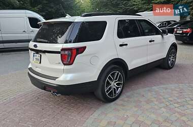 Внедорожник / Кроссовер Ford Explorer 2019 в 