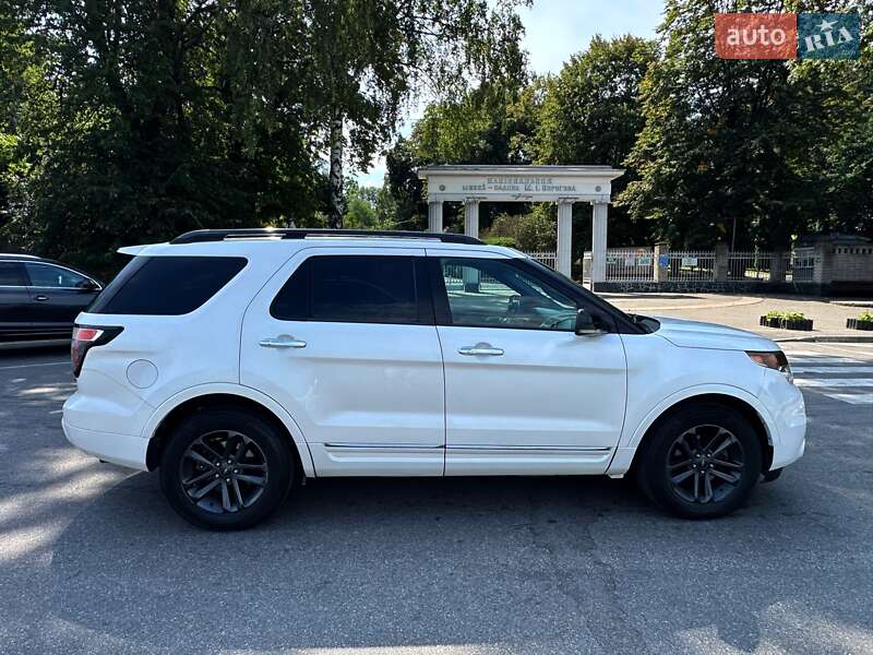 Внедорожник / Кроссовер Ford Explorer 2011 в Виннице