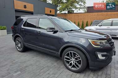 Позашляховик / Кросовер Ford Explorer 2016 в Києві