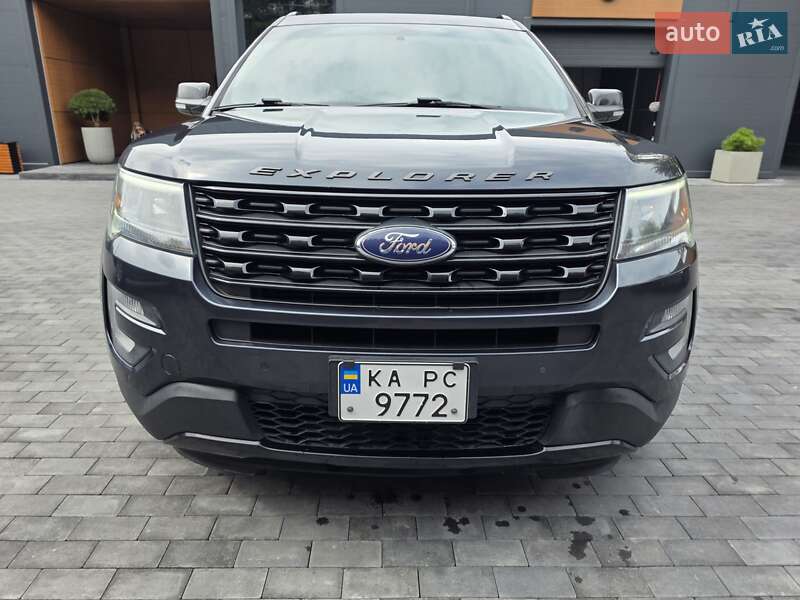 Позашляховик / Кросовер Ford Explorer 2016 в Києві