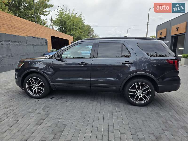Внедорожник / Кроссовер Ford Explorer 2016 в Киеве