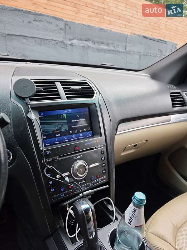 Внедорожник / Кроссовер Ford Explorer 2016 в Киеве