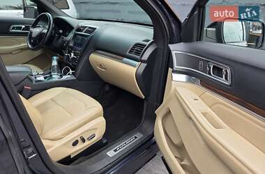 Позашляховик / Кросовер Ford Explorer 2016 в Києві