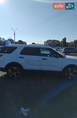 Внедорожник / Кроссовер Ford Explorer 2016 в Киеве