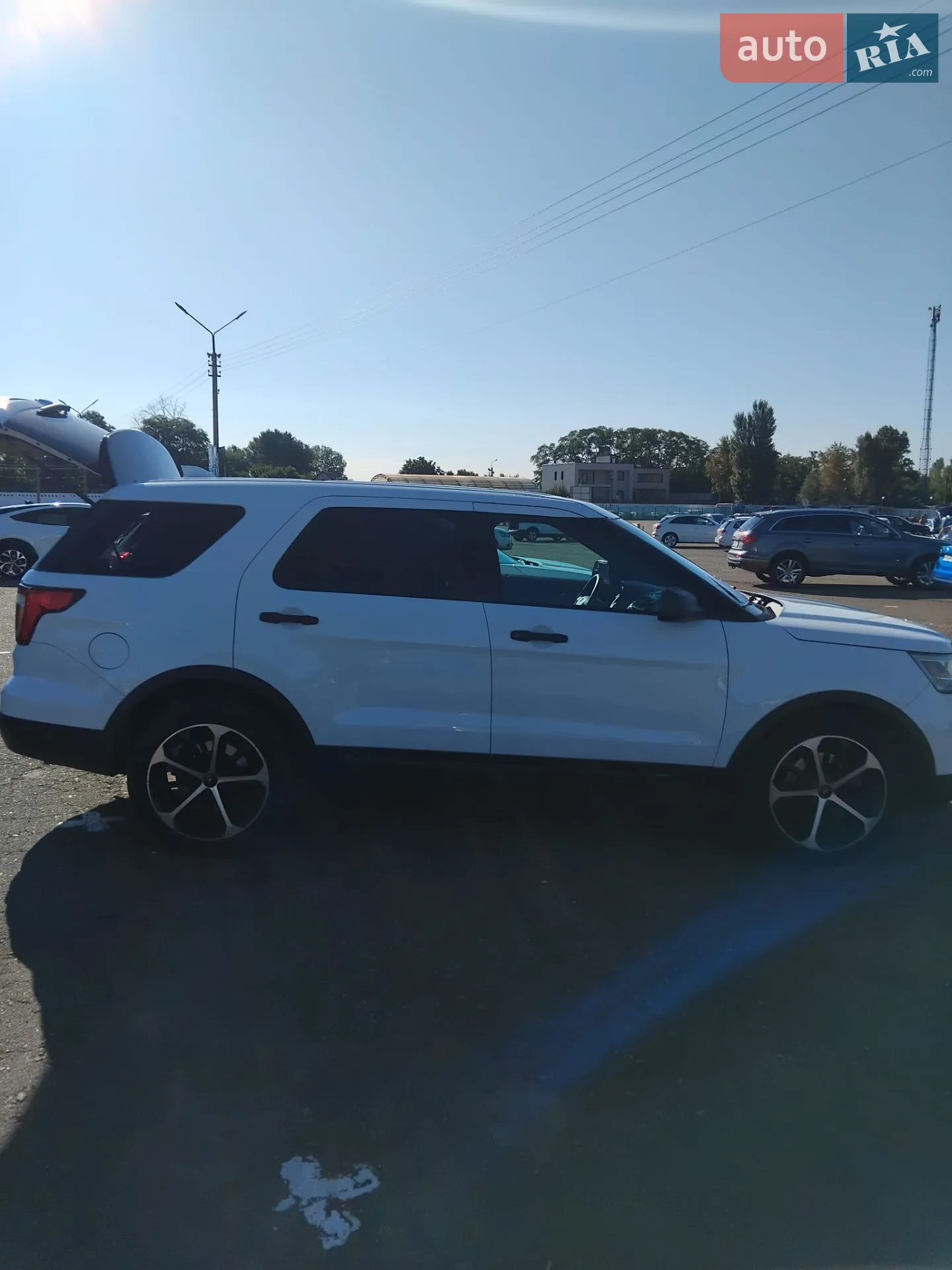 2016 Ford Explorer - мініатюра 11