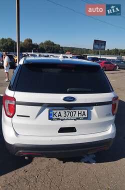 Внедорожник / Кроссовер Ford Explorer 2016 в Киеве