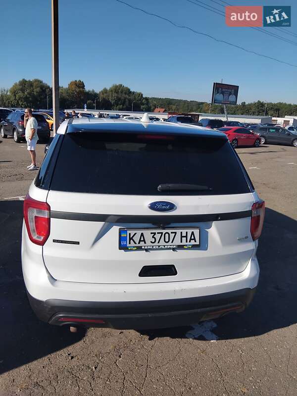 Внедорожник / Кроссовер Ford Explorer 2016 в Киеве