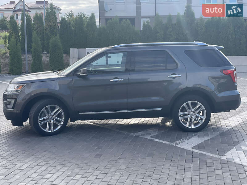 Позашляховик / Кросовер Ford Explorer 2016 в Рівному