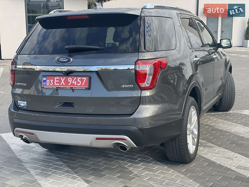 Позашляховик / Кросовер Ford Explorer 2016 в Рівному