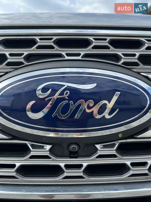 Позашляховик / Кросовер Ford Explorer 2020 в Дніпрі