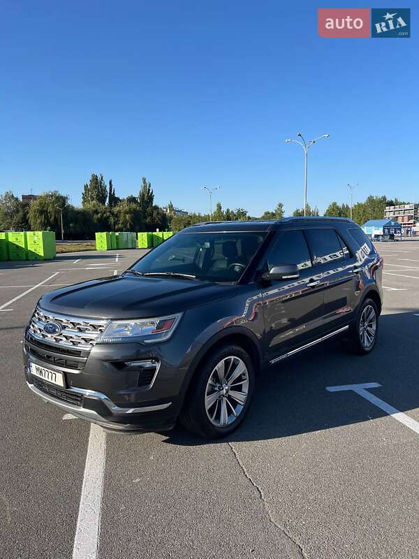 Внедорожник / Кроссовер Ford Explorer 2018 в Каменец-Подольском фото Внедорожник / Кроссовер Ford Explorer 2018 в Каменец-Подольском