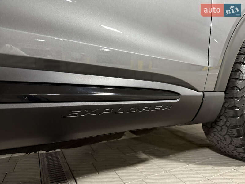 Внедорожник / Кроссовер Ford Explorer 2023 в Тернополе