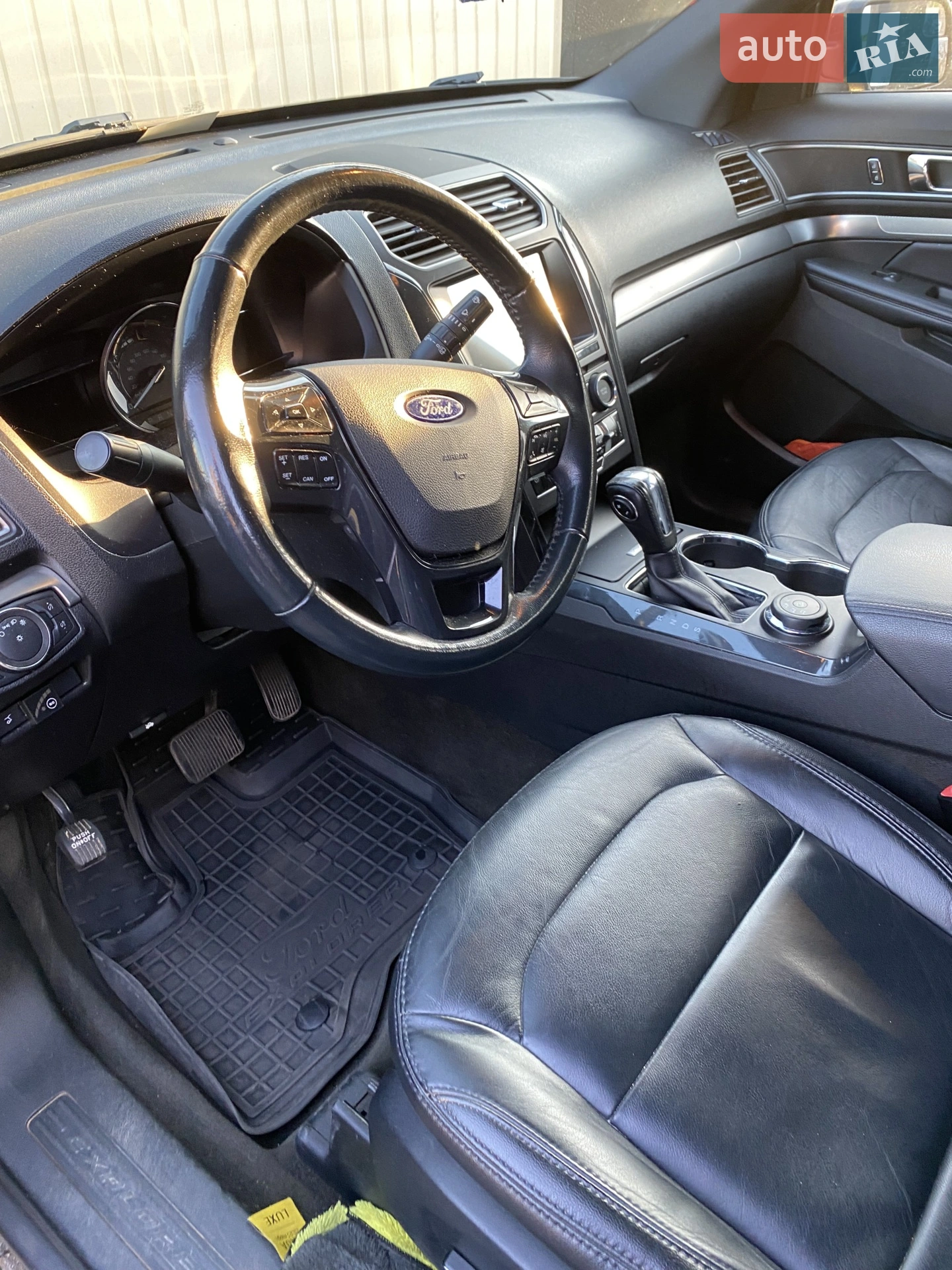 2018 Ford Explorer - мініатюра 10