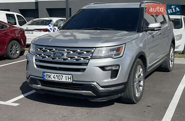 Внедорожник / Кроссовер Ford Explorer 2019 в 