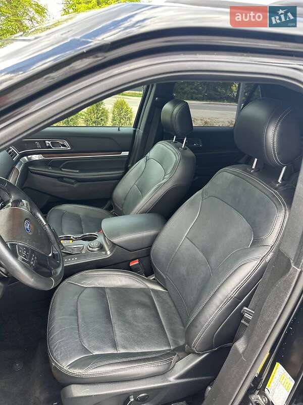 Внедорожник / Кроссовер Ford Explorer 2017 в Виннице