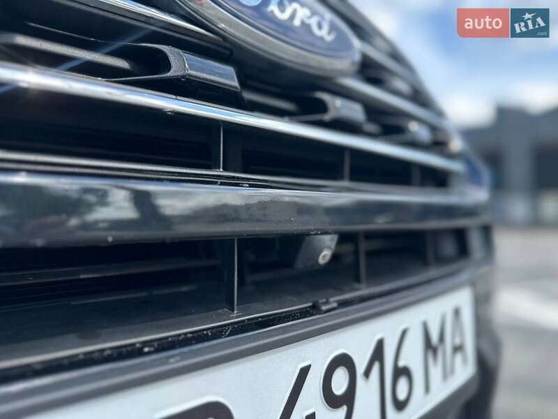 Внедорожник / Кроссовер Ford Explorer 2017 в Виннице