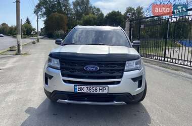 Позашляховик / Кросовер Ford Explorer 2018 в Макарові