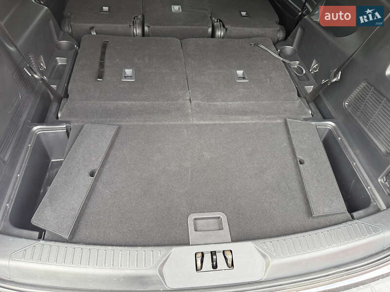 Позашляховик / Кросовер Ford Explorer 2022 в Стрию