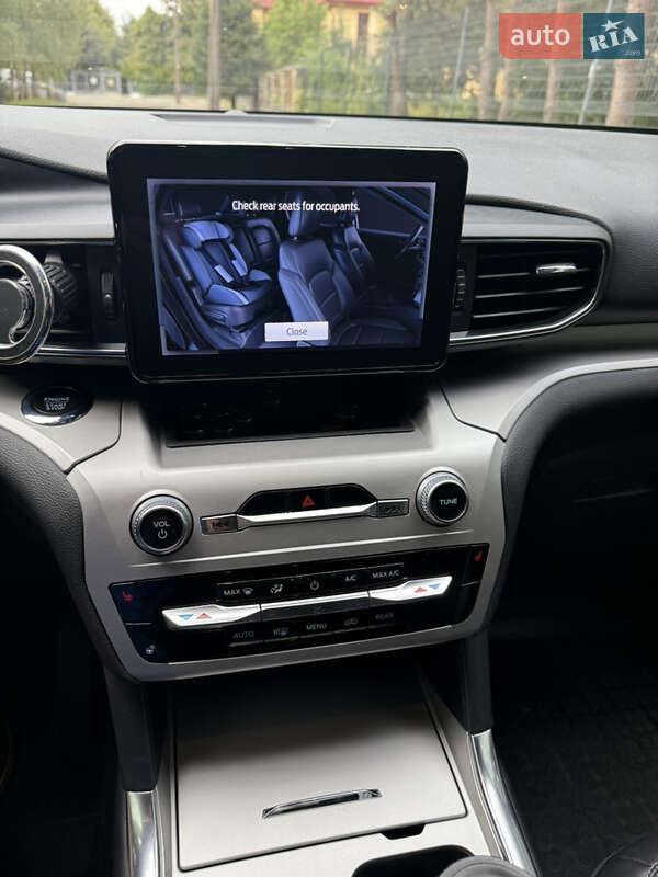 Позашляховик / Кросовер Ford Explorer 2022 в Стрию