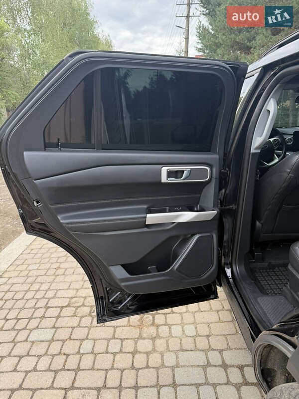 Позашляховик / Кросовер Ford Explorer 2022 в Стрию