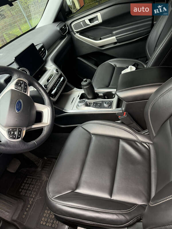 Позашляховик / Кросовер Ford Explorer 2022 в Стрию