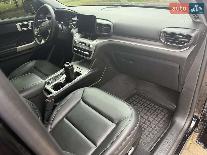 Позашляховик / Кросовер Ford Explorer 2022 в Стрию