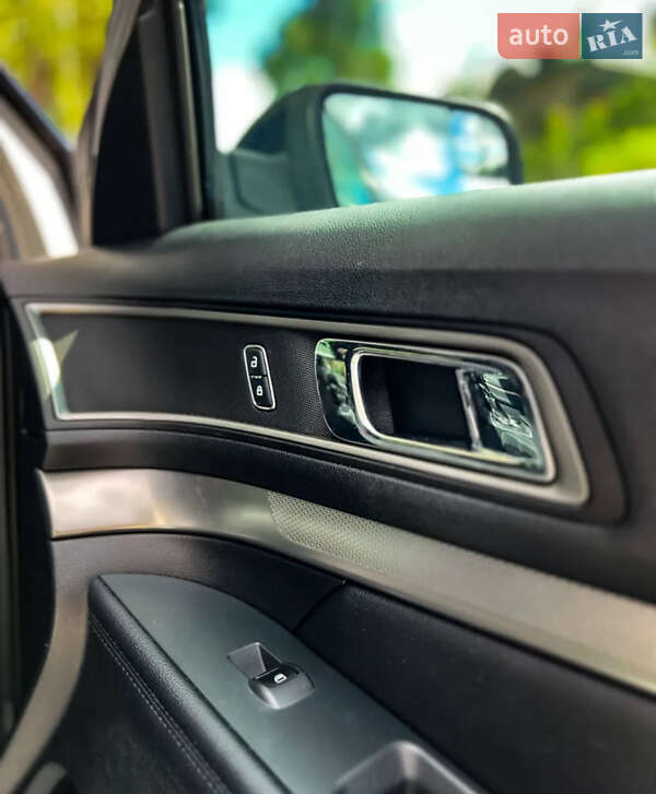 Внедорожник / Кроссовер Ford Explorer 2018 в Киеве