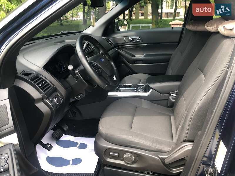 Внедорожник / Кроссовер Ford Explorer 2017 в Владимирце