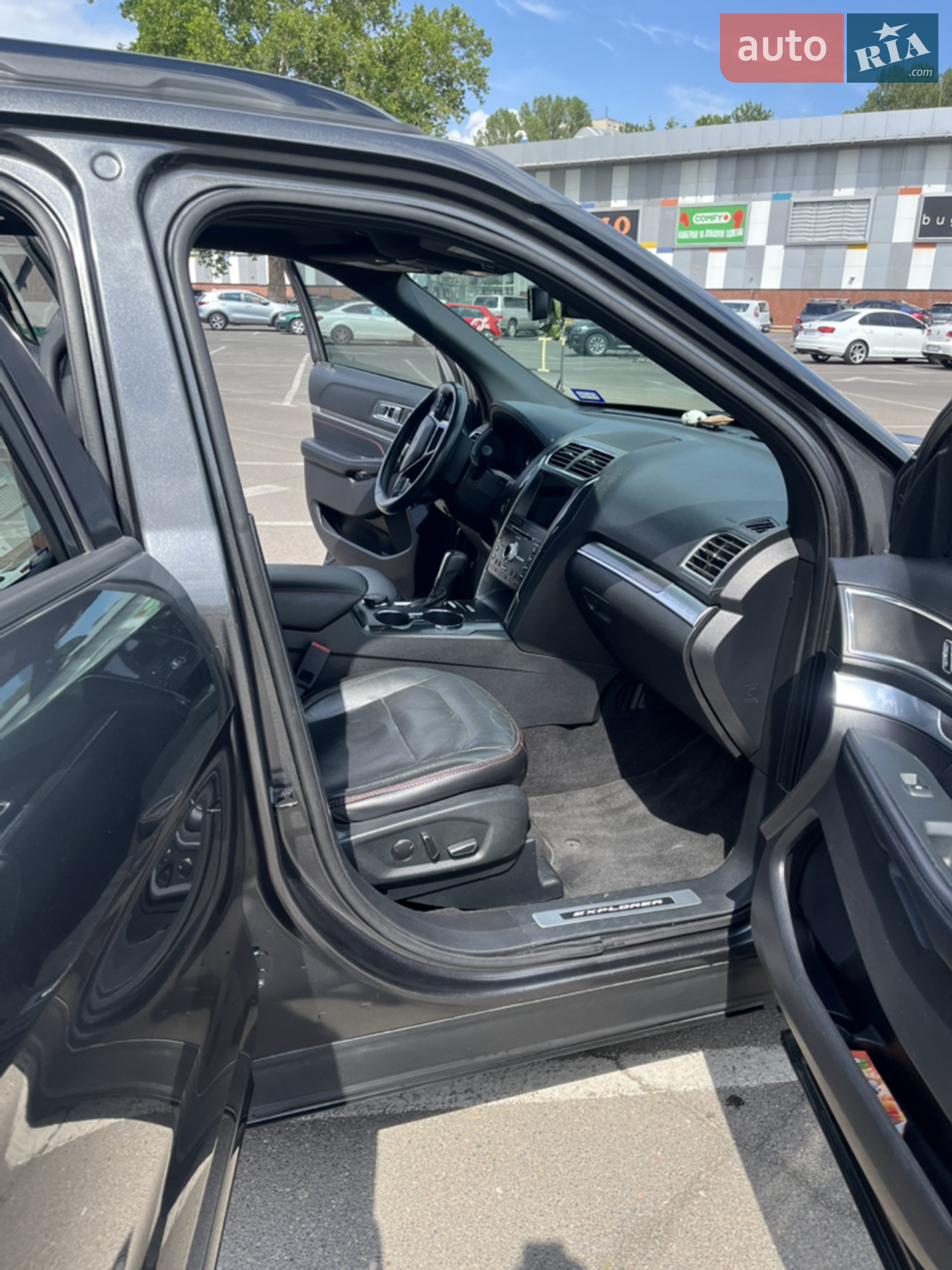 2018 Ford Explorer - мініатюра 18