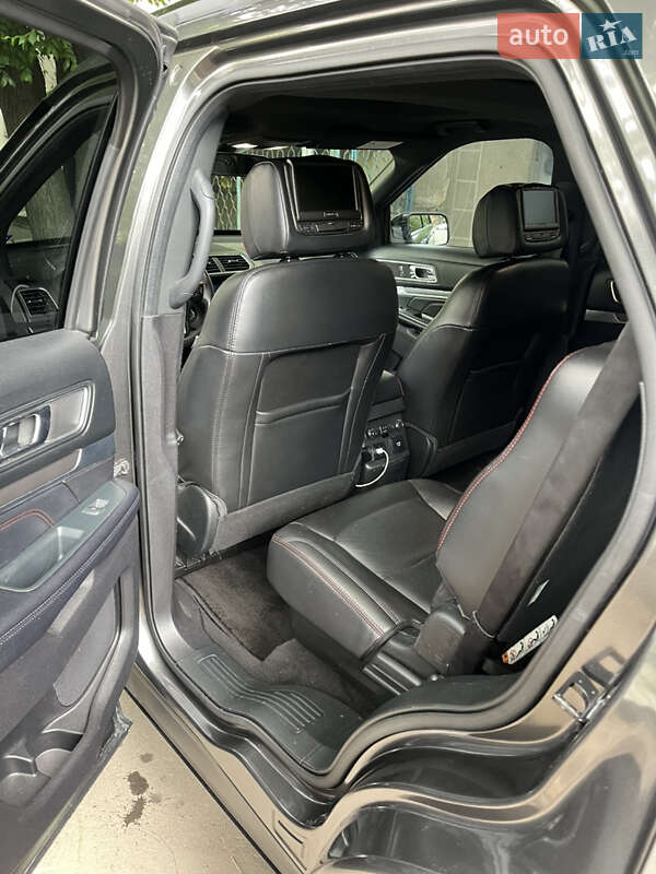 Позашляховик / Кросовер Ford Explorer 2018 в Одесі