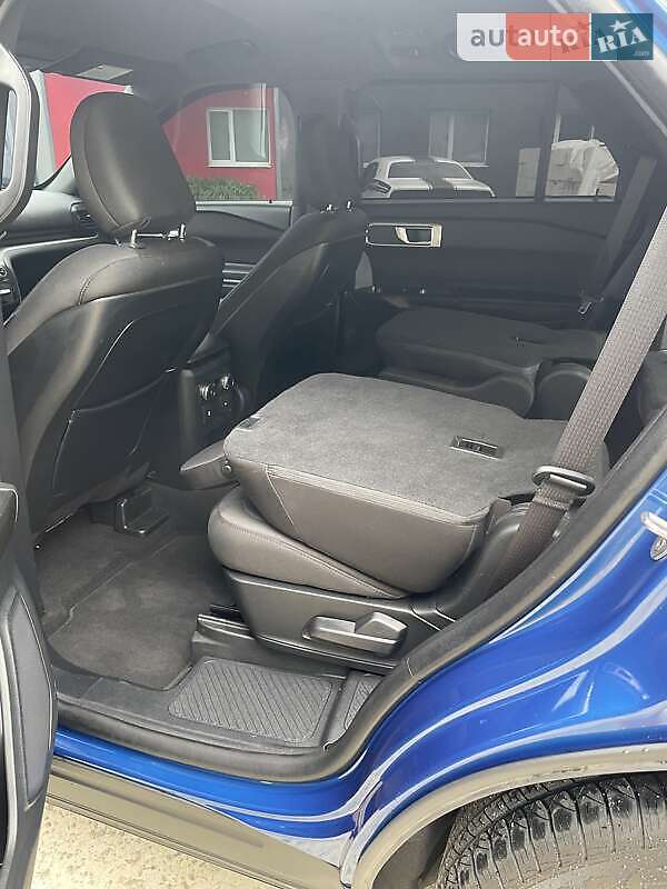 Позашляховик / Кросовер Ford Explorer 2020 в Вараші