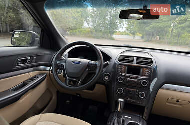 Внедорожник / Кроссовер Ford Explorer 2017 в Лубнах