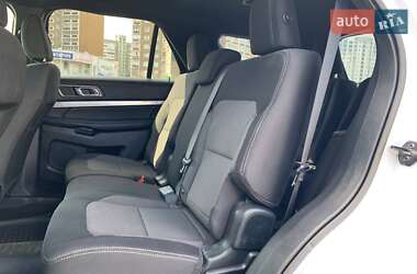 Внедорожник / Кроссовер Ford Explorer 2018 в 
