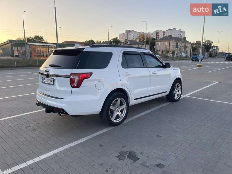 Позашляховик / Кросовер Ford Explorer 2015 в Вінниці