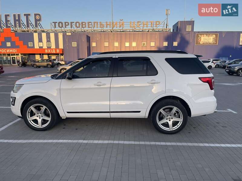 Позашляховик / Кросовер Ford Explorer 2015 в Вінниці