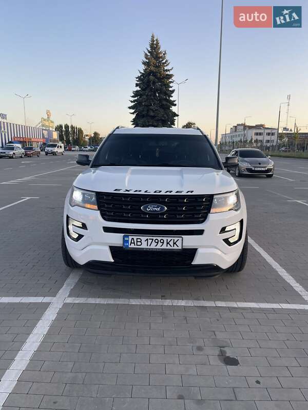 Позашляховик / Кросовер Ford Explorer 2015 в Вінниці