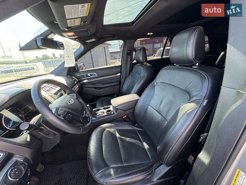 Позашляховик / Кросовер Ford Explorer 2018 в Києві